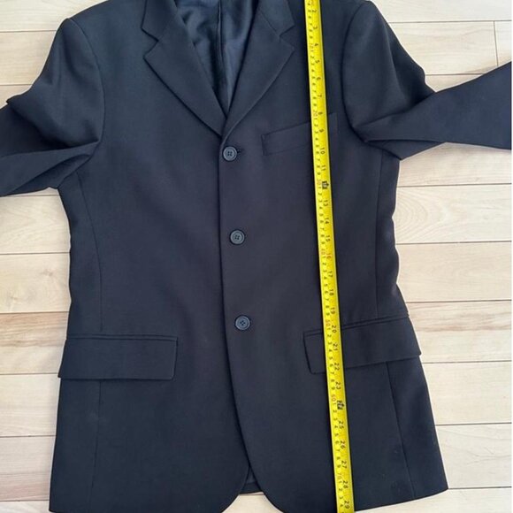 Sleek unisex Sisley blazer made in Italy. - Picture 6 of 8